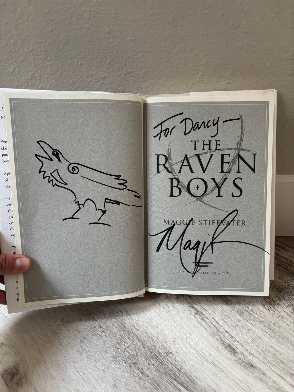 ✍️ The Raven Boys by Maggie Stiefvater