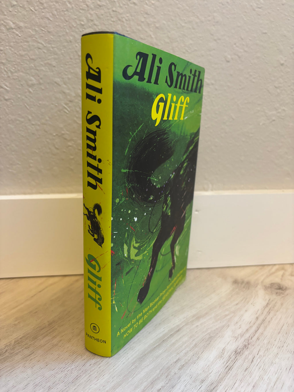 Gliff by Ali Smith