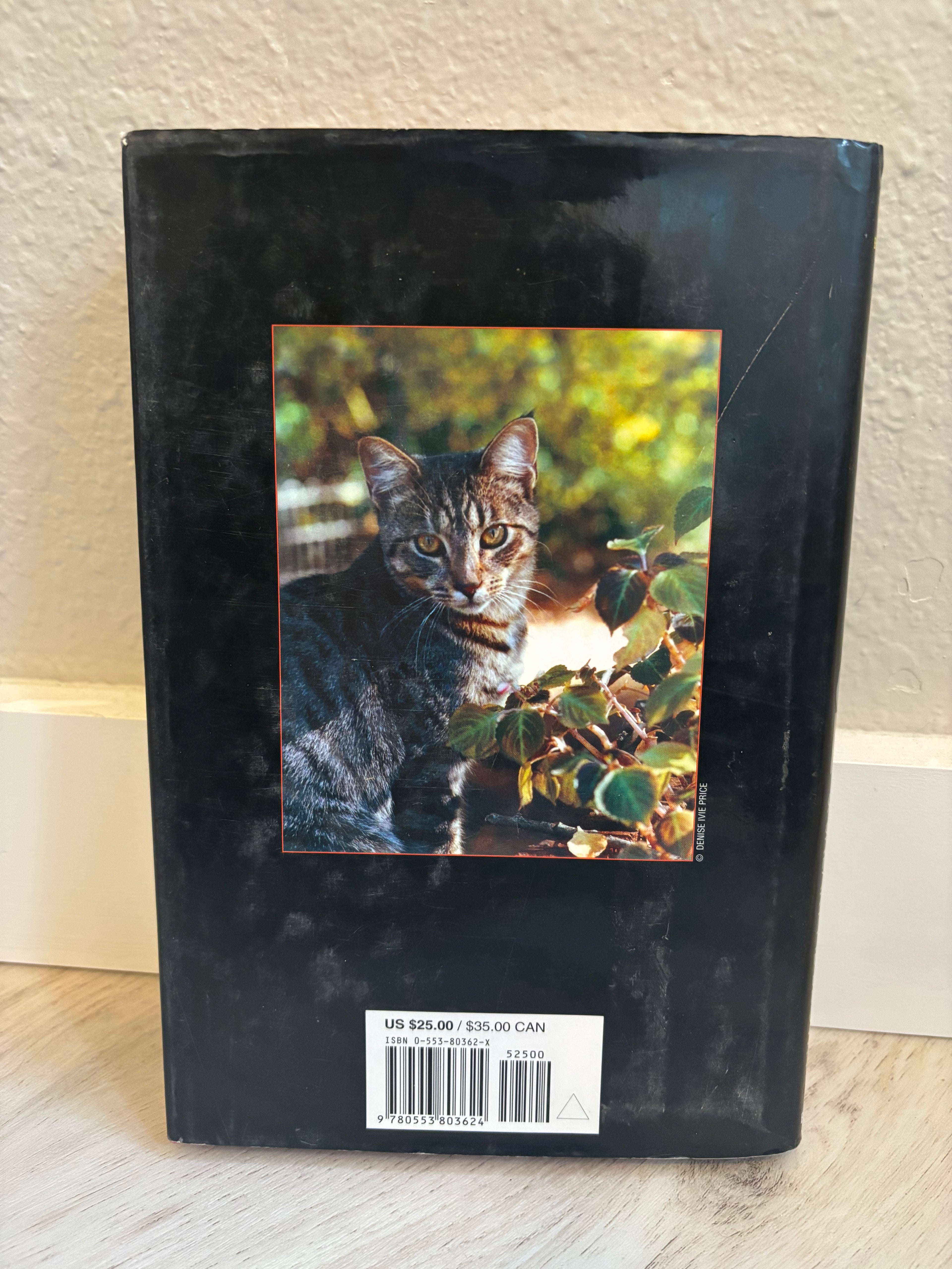 Sour Puss by Rita Mae Brown & Sneaky Pie Brown