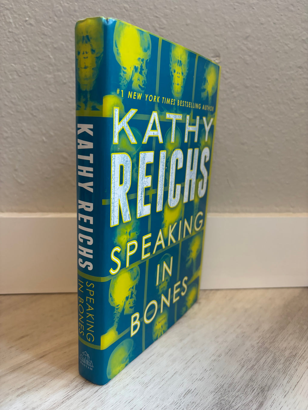 Speaking in Bones by Kathy Reichs
