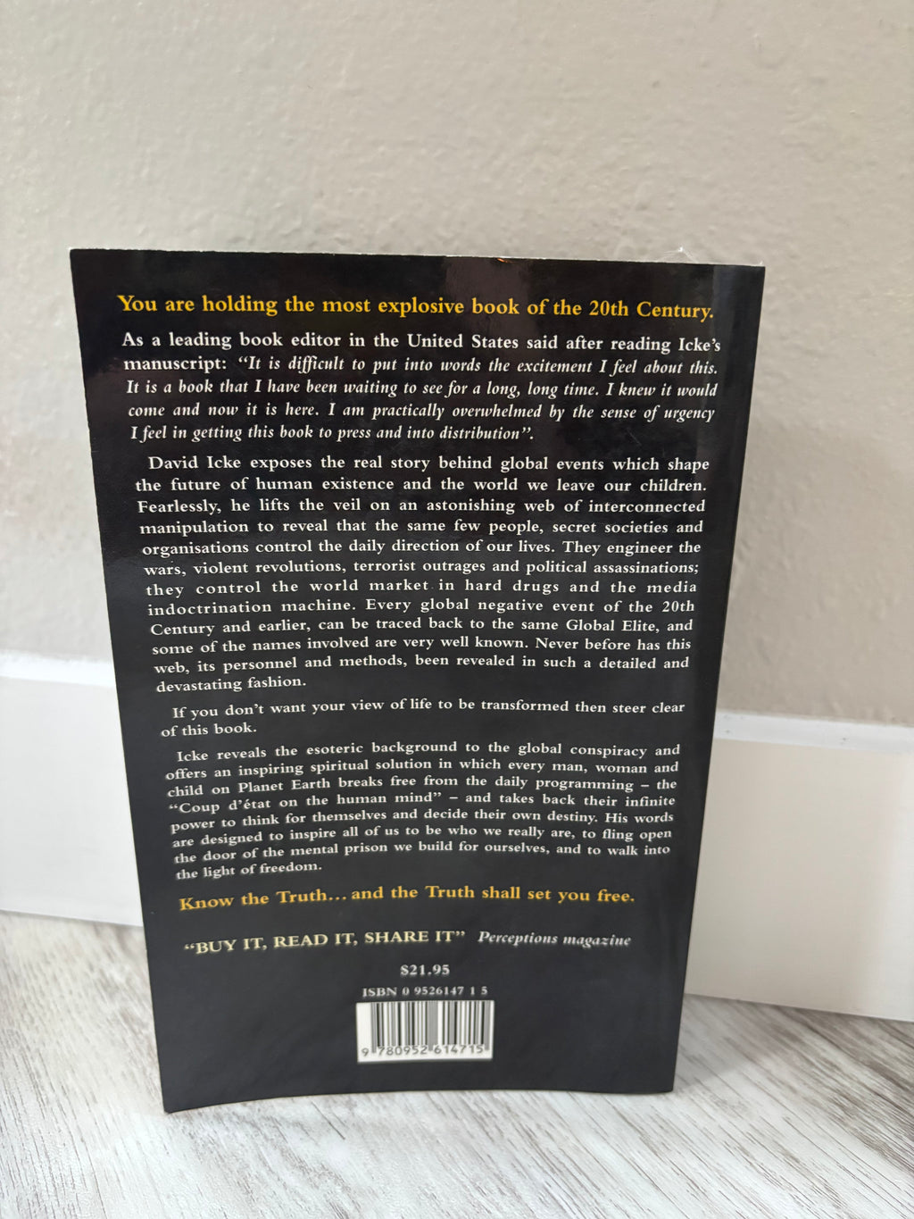 The Robots' Rebellion & ...And the Truth Shall Set You Free 2-Book Set by David Icke