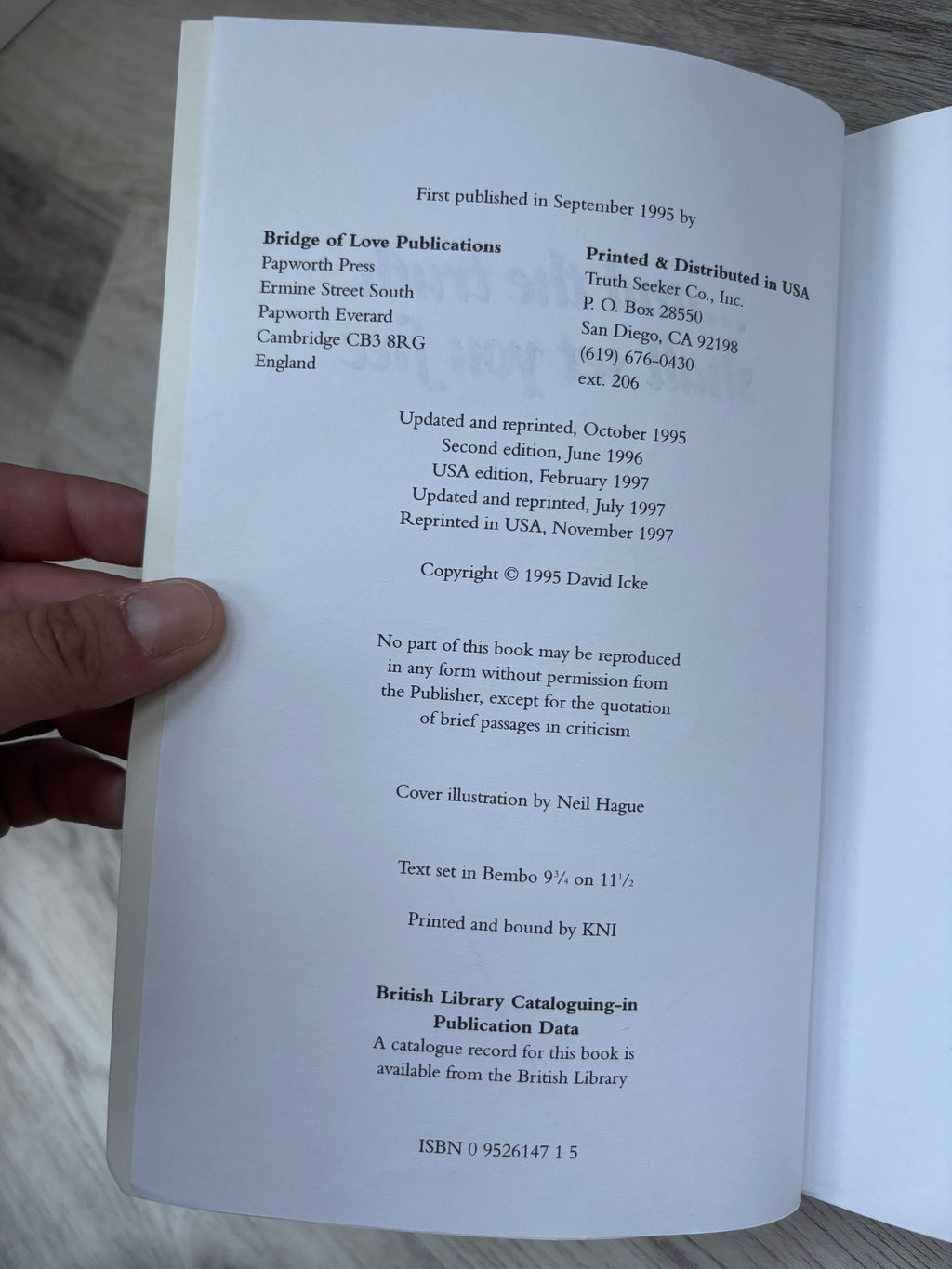 The Robots' Rebellion & ...And the Truth Shall Set You Free 2-Book Set by David Icke